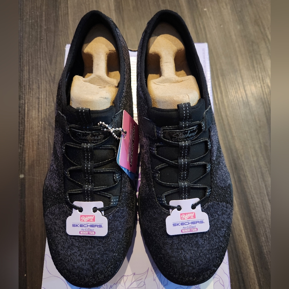 NWT Women's Skechers Size 8 - Picture 2 of 6